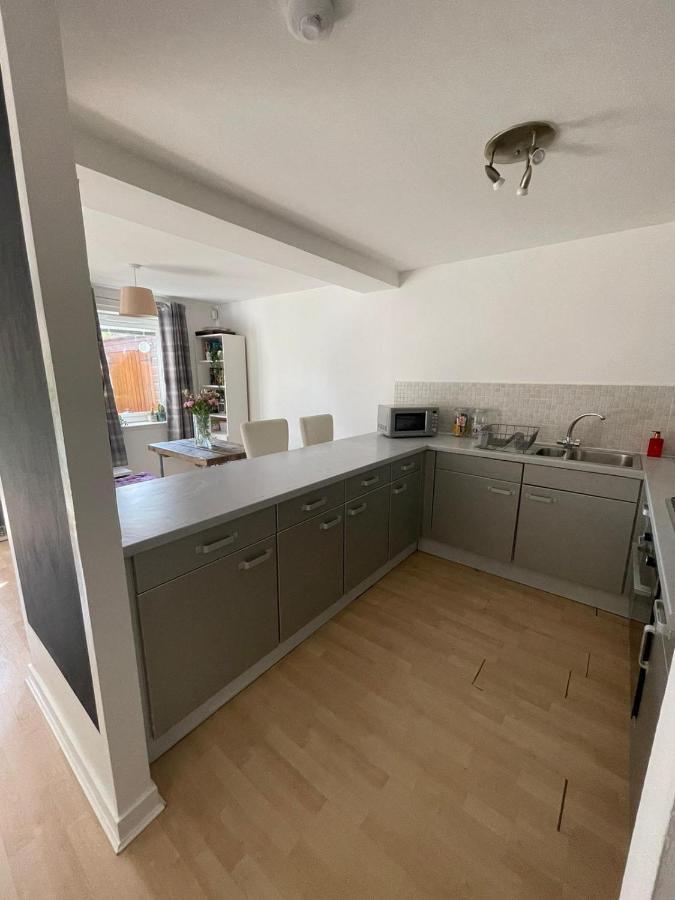 Pass The Keys Lovely 2Bedroom Flat With Balcony Edinburgh Luaran gambar
